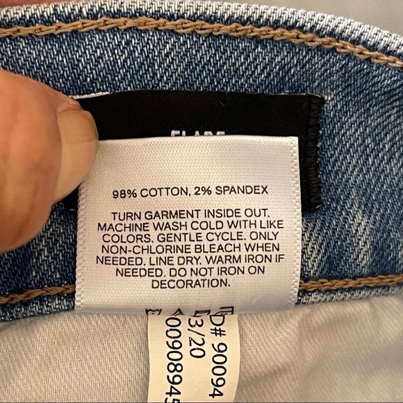 Express Women’s High Rise Flare Fringe Hem Embroidered Ankle Jeans Size 4 - Picture 10 of 11